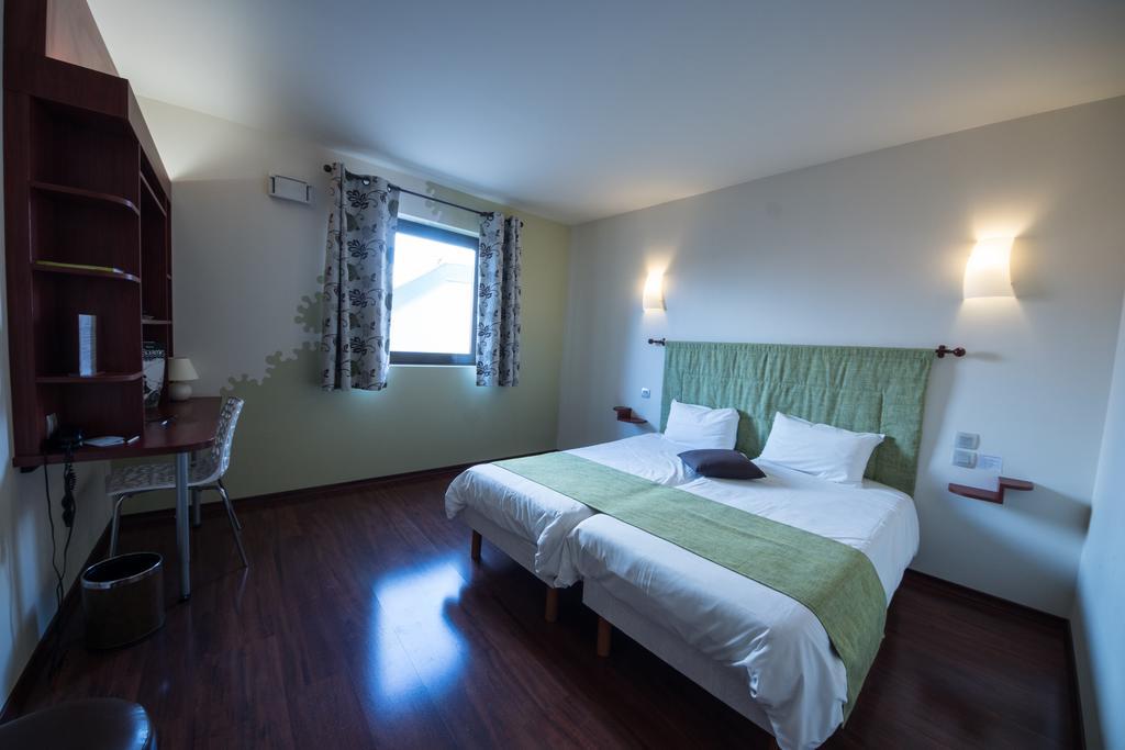 Hotel L'hotel De 3*